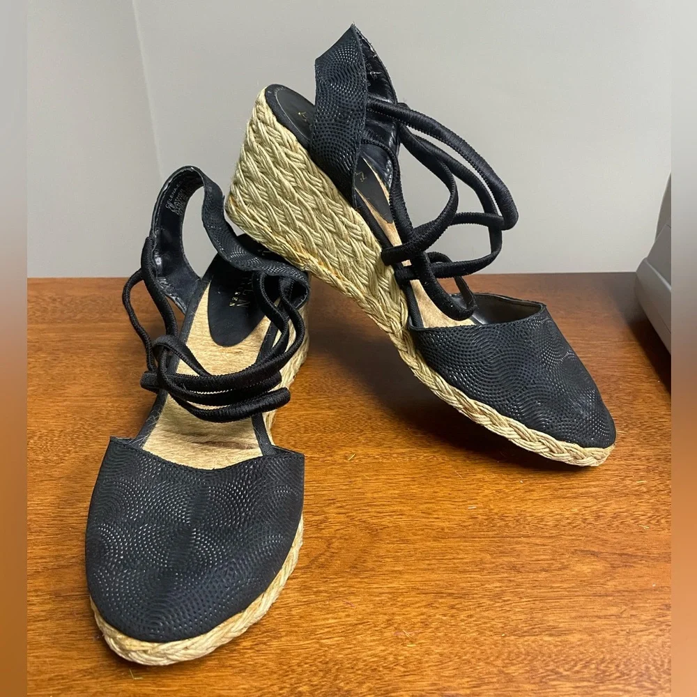 Lauren Ralph Lauren Black Espadrilles Women’s Size 7B